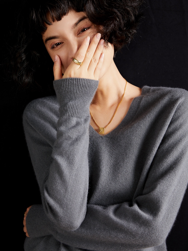 Sweater Kasmir V-Neck untuk Wa - Resin Vat ulasan dan harga